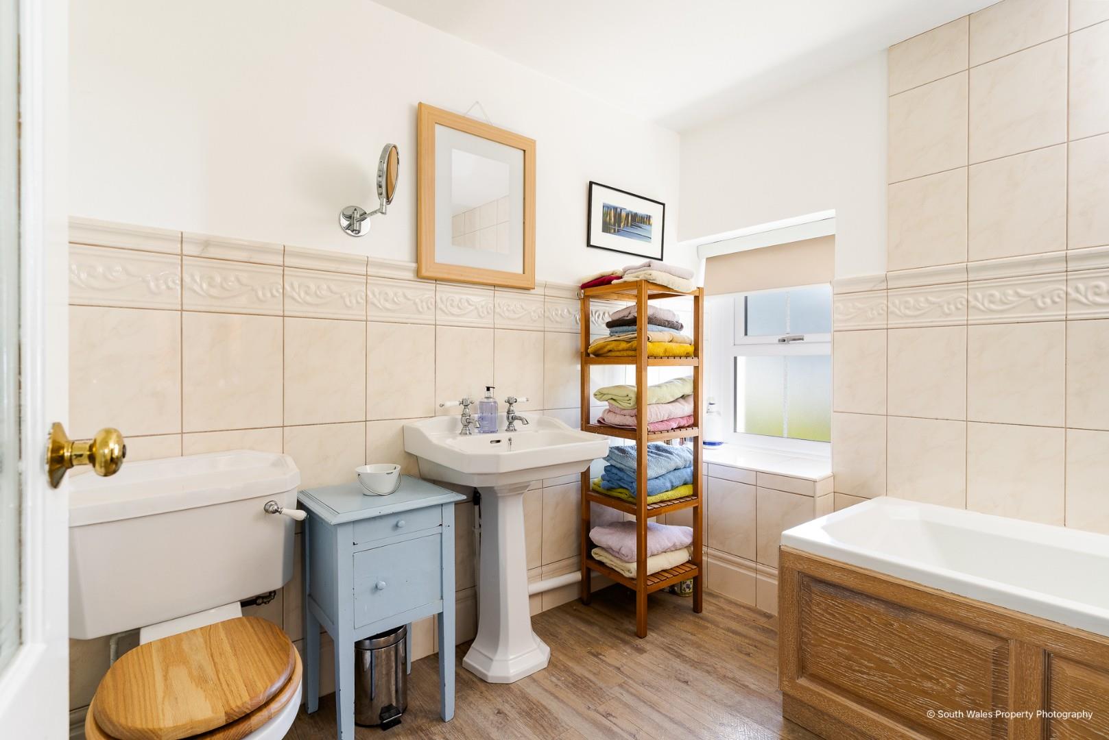 South Terrace, Southerndown, Vale of Glamorgan, CF32 0RN